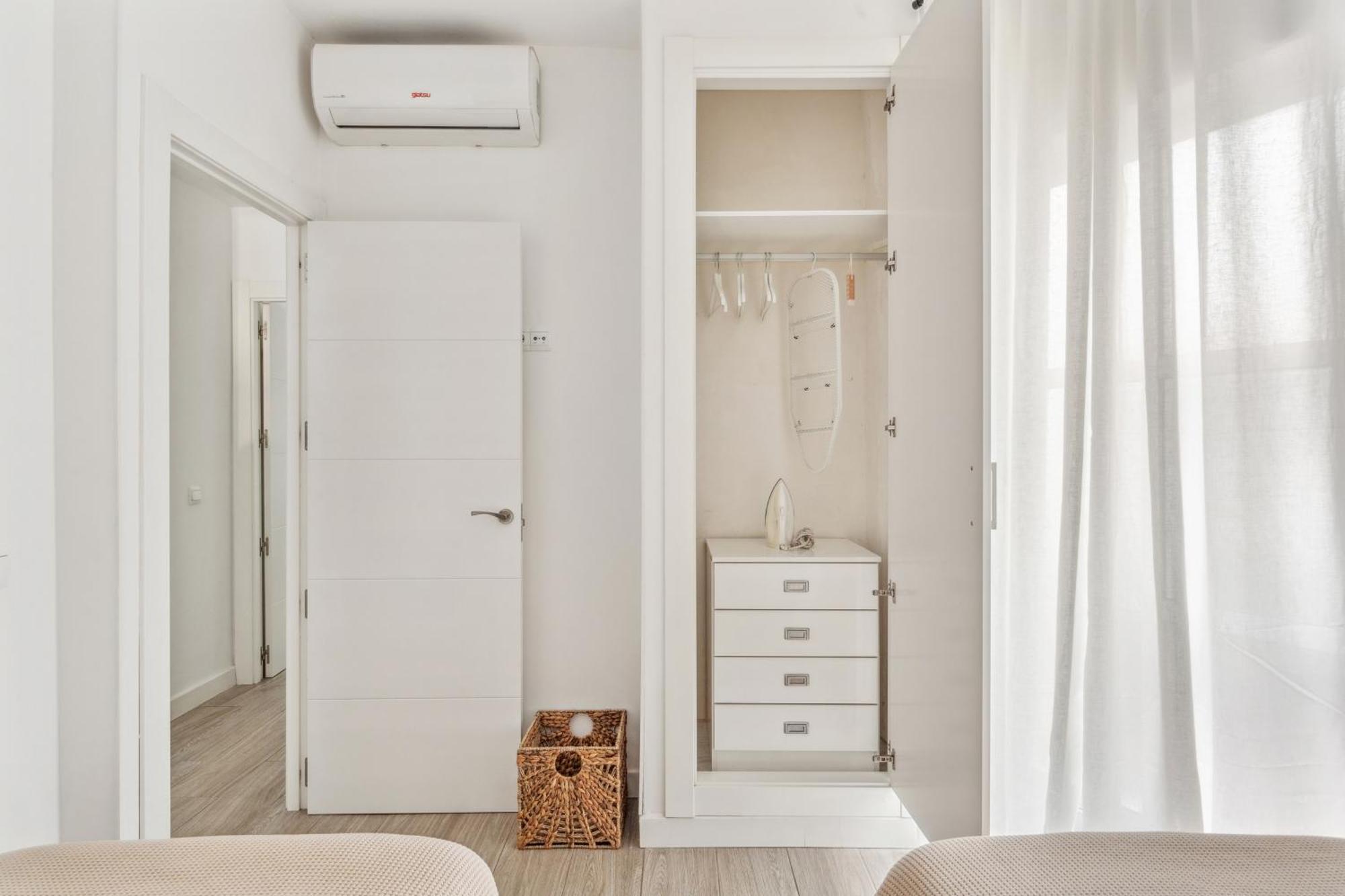 Epidemia & Quite Bedrooms By Ele Apartments Málaga Esterno foto